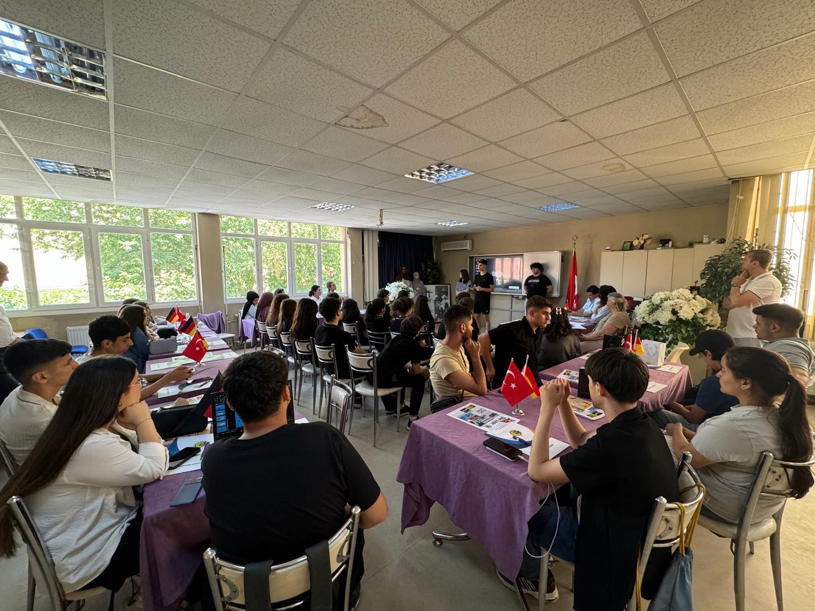 Digital and Sustainable Education