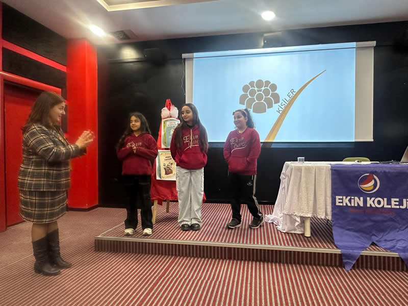 Kitaplar, yazarların ruhunun aynasıdır.