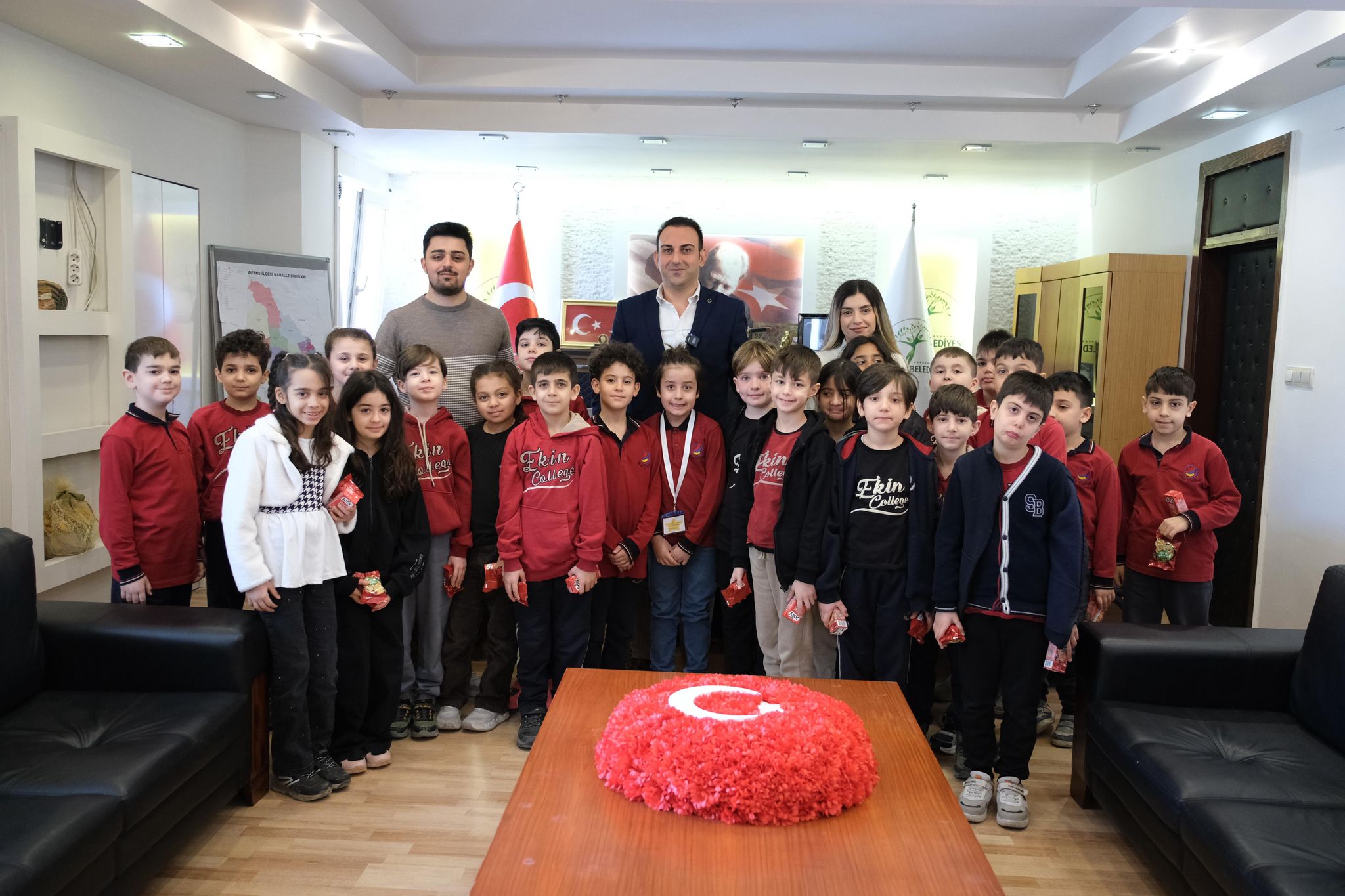 Defne Belediyesi’ni ziyaret