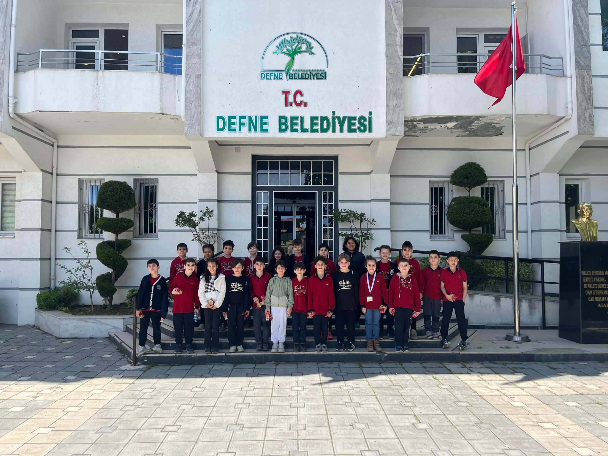 Defne Belediyesi’ni ziyaret