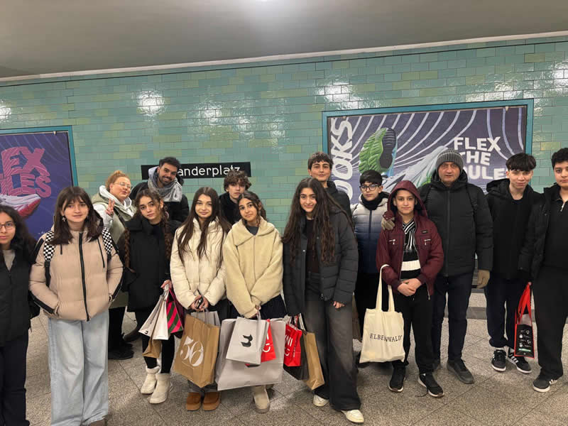 R. Veseli Schule’yi ziyaret ettik
